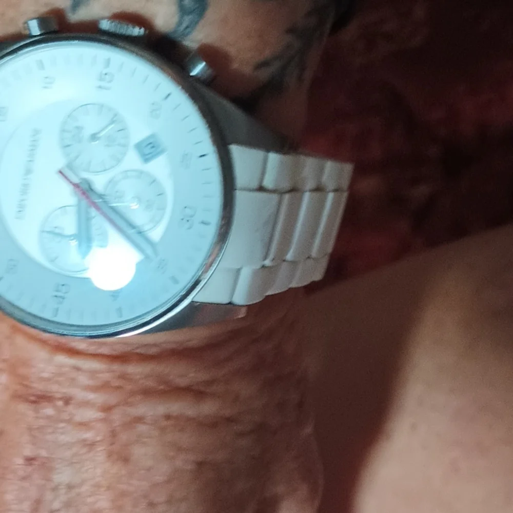 Armani watch - Picture 3 of 3